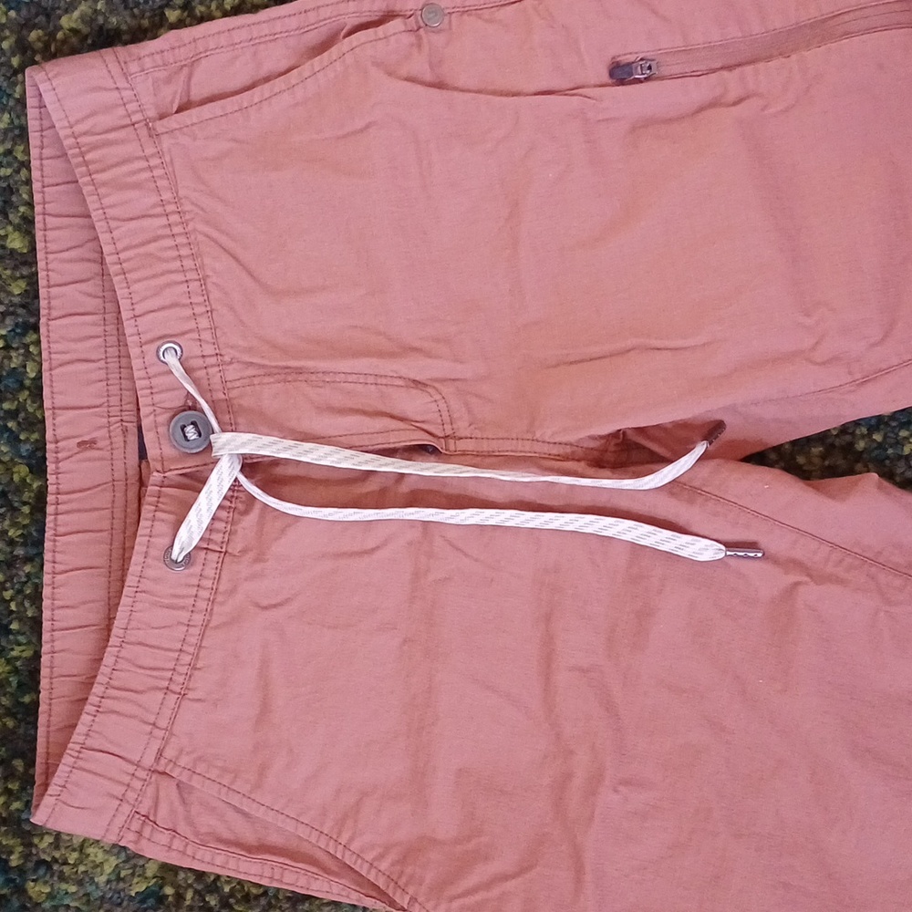 Vuori ripstop pants size xs